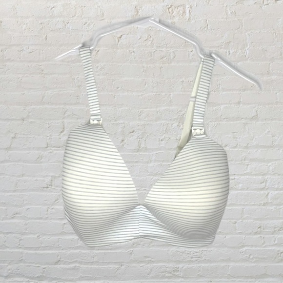 Thyme Maternity Wireless Nursing Bra - Picture 1 of 4